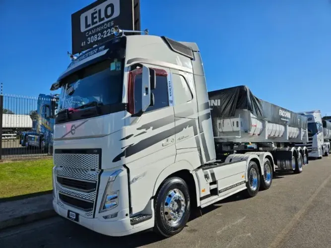 Volvo FH 460 6x2 Globetrotter Ano 24 Baixo Km Suspensão mola Basculante Facchini 0km 30m³