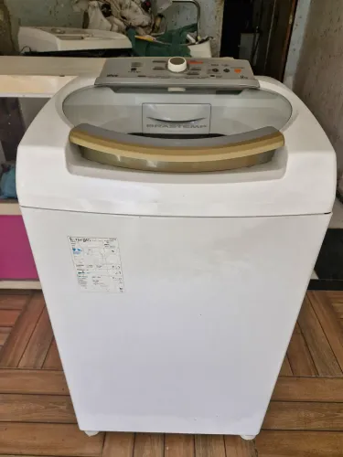 Máquina de lavar roupa 9kg 