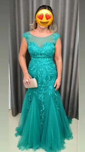 Vestido de festa usado uma vez