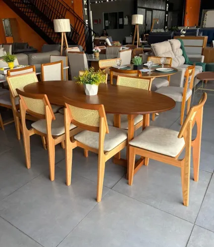 Mesa oval com 6 cadeiras Nova a pronta entrega