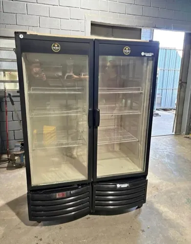 Cervejeira metalfrio duas portas