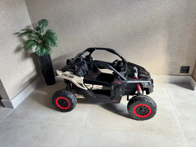 CARRINHO ELÉTRICO INFANTIL 24w CAN-AM MAVERICK 2 LUGARES ? ESTADO DE NOVO