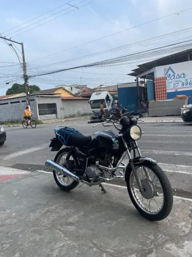 Moto boa pra trabalho estou vendendo pq quero morar um negócio 