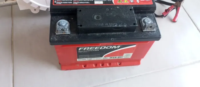 Bateria para motor de barco