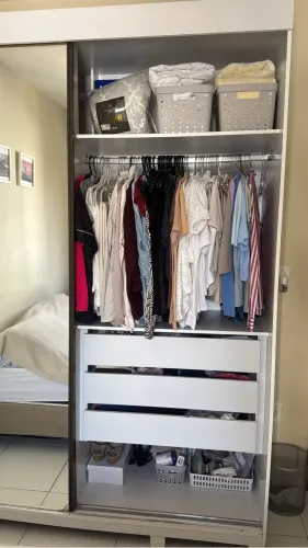 Vendo guarda-roupa duas portas de correr mdf