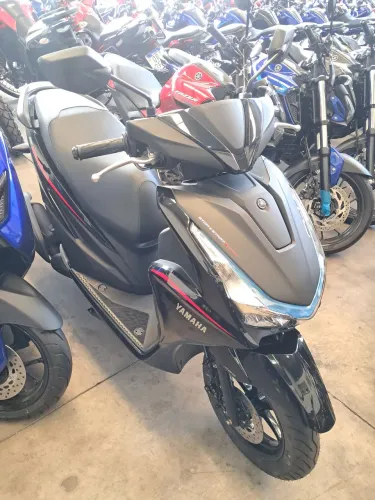 FLUO 125 HÍBRIDA 2026