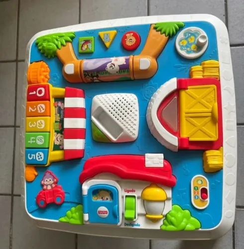 Mesa de atividades fisher price