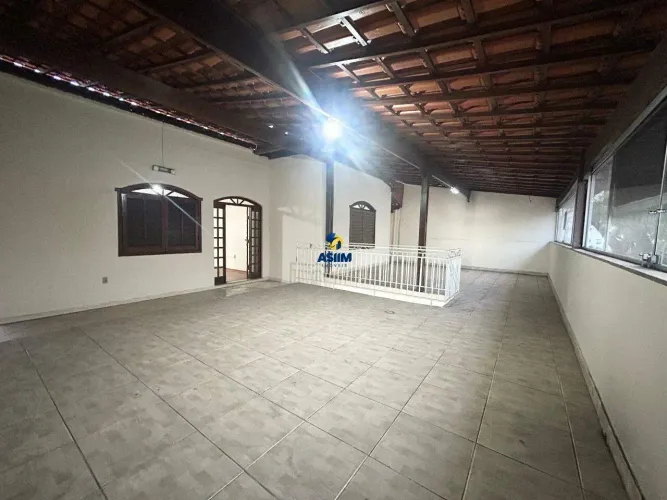 CASA INDIVIDUAL 360m² PARA LOCAÇÃO RESIDENCIAL OU COMERCIAL NO BAIRRO SANTA AMÉLIA  BELO H