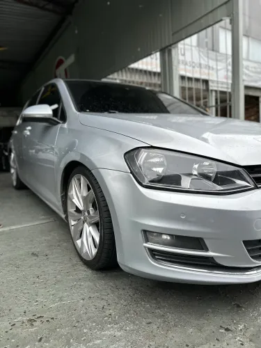 Volkswagen Golf Highline 1.4 TSI 140cv Aut. 2014