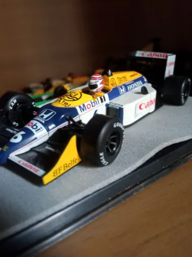 Miniatura 1/43 Willians F1 87 Nelson Piquet