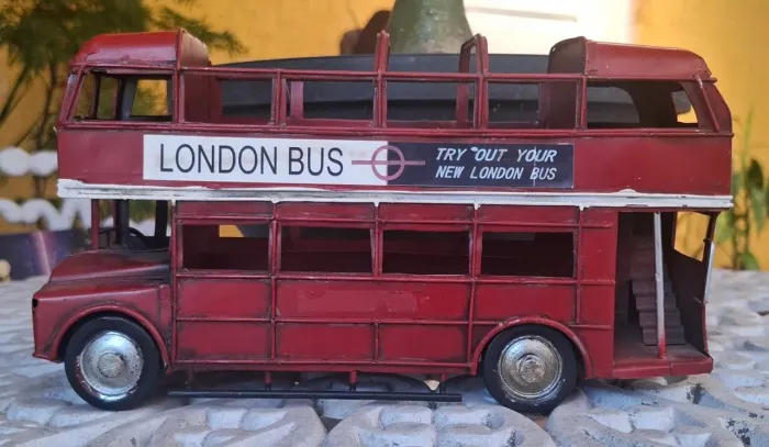 Ônibus de Lata
