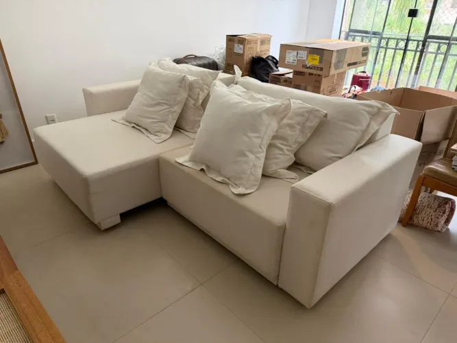 Sofá Retrátil de Linho Zirath (Casa Shopping)