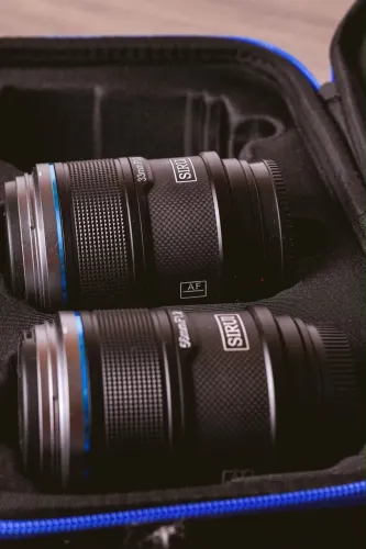 LENTES SIRUI 33mm e 56mm