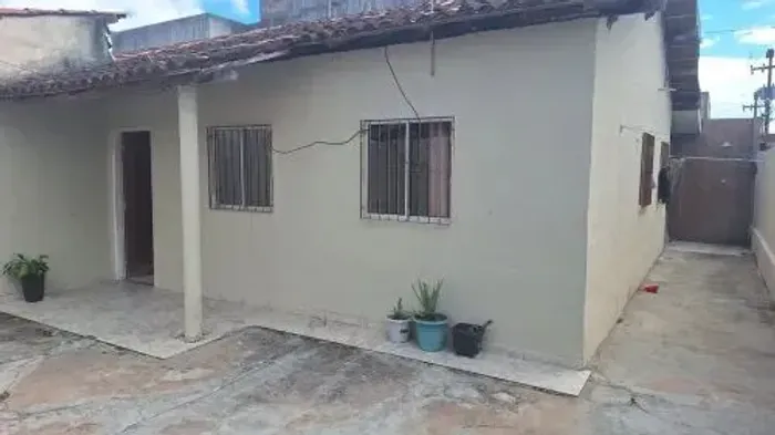 DISPONÍVEL NO GUAMÁ A VENDA