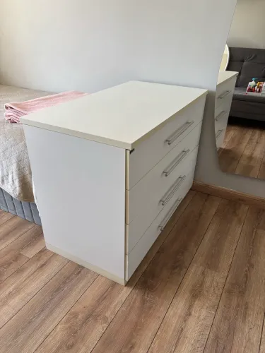 Comoda branca mdf