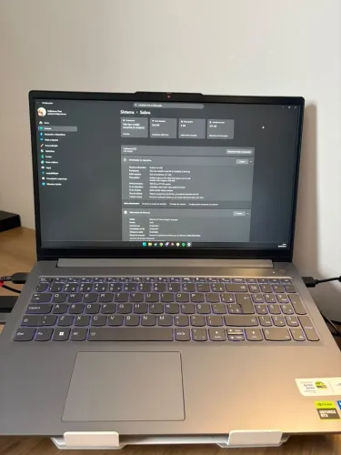 Notebook Gamer LENOVO-LOQ Essential RTX 3050 I5 12 Geração