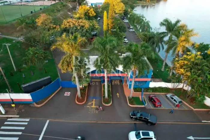 Salão comercial para locação no Iate Clube de Londrina