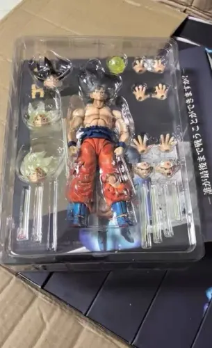 Goku ui/legendary Black hole Toys 
