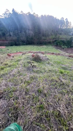 Mini Chácara de 500 m² no Sítio Estiva - Teixeiras/MG