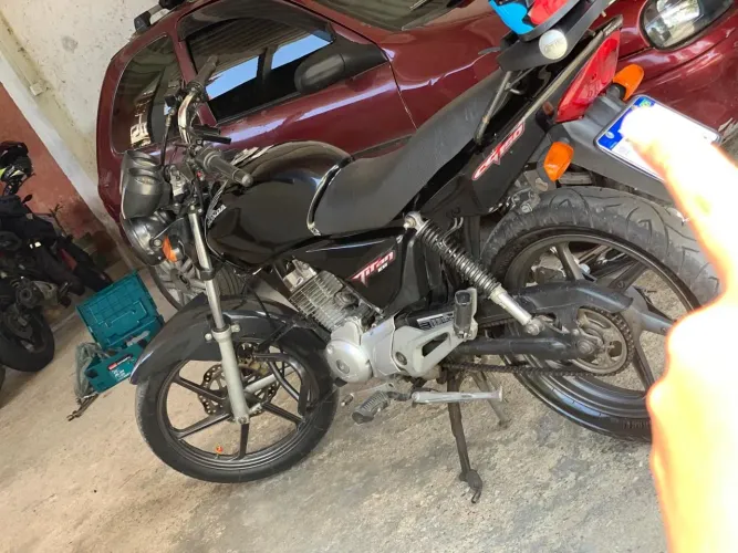 Moto ta zerada, so vou passar ela porque vou comprar meu terreno