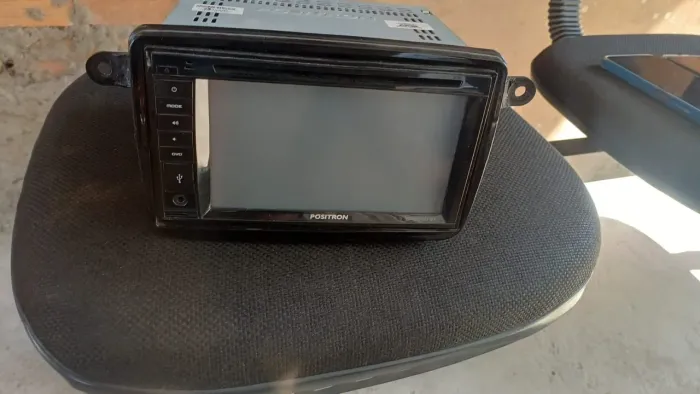 Aparelho 2din com antena de TV funcionando