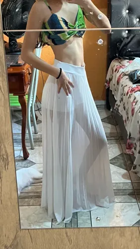 Vendo saia tule branca