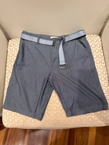 Bermuda calvin klein com cinto 42/44