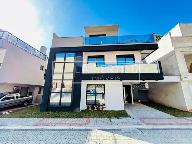Casa de Condomínio com 3 Quartos, 2 Suítes, 192M², Aluguel de R$ 12.000,00 + Taxas - Santa