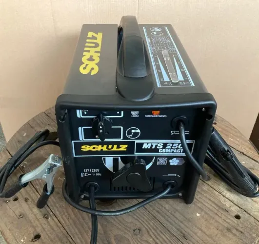 Máquina de Solda Transformadora - 250A Compact Bivolt