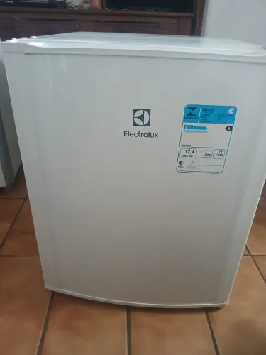 Frigobar Electrolux 80l semi novo entrego grátis local 