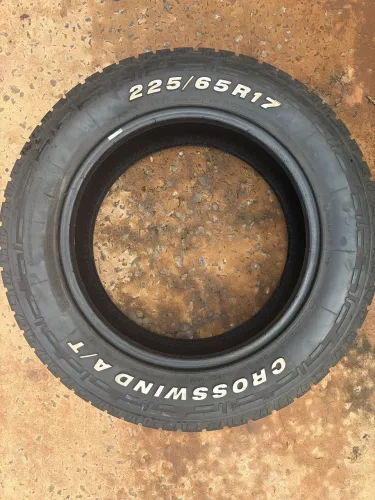 Pneu 225/65R17