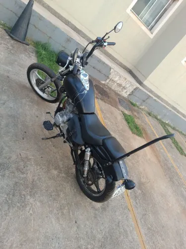 Moto Custom Dafra Kansas 150