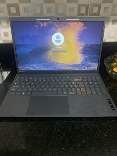 Notebook Intel Celeron N4020 / 4GB RAM / SSD 128GB - Perfeito para Estudos e jogos leves