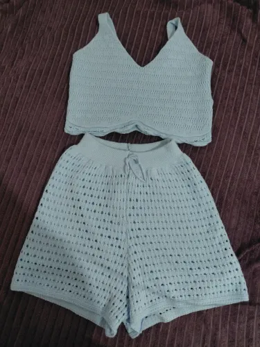 Vendo ou troco conjunto de tricô veste m &g valor 50