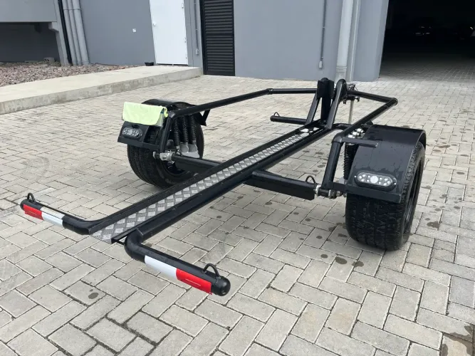 Reboque para moto