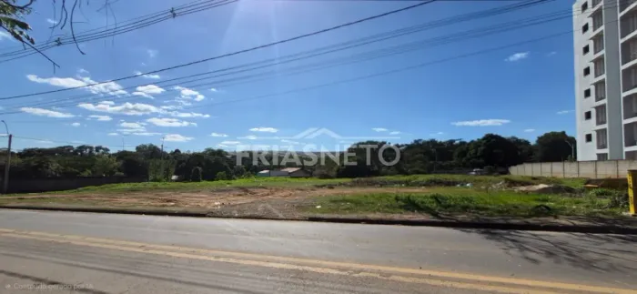 ÁREA COMERCIAL À VENDA. EXCELENTE OPORTUNIDADE DE INVESTIMENTO E INCORPORAÇÃO