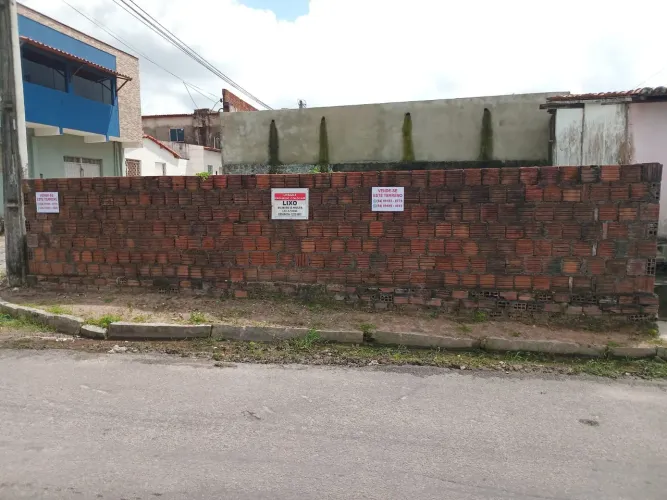 Terreno na zona norte de esquina
