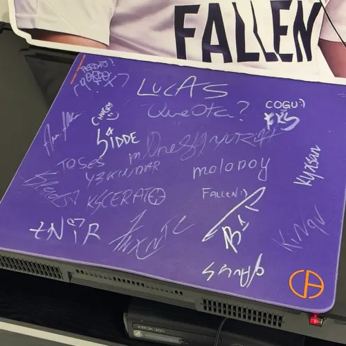 Mousepad Assinado por lendas CS internacionais