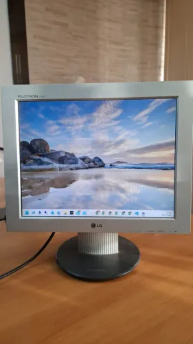 Monitor Flatron Lg L1530s 15 Polegadas (Usado)