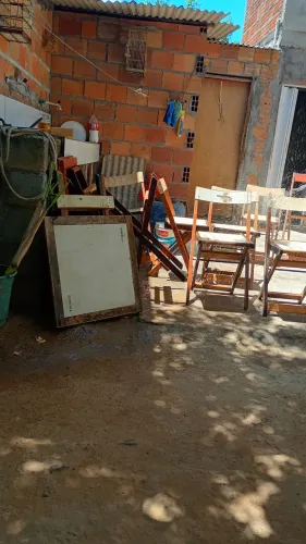 Cadeira e mesa