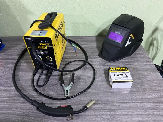 Máquina de solda MiG multiprocesso Lynus Lim140
