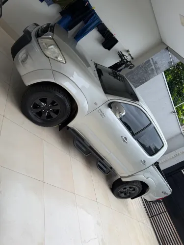 Toyota Hilux CD SR 4X2 2.7 16v/2.7 Flex Aut. 2010