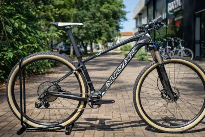 Mtb Carbon Tamanho 17 Aundax Auge 527