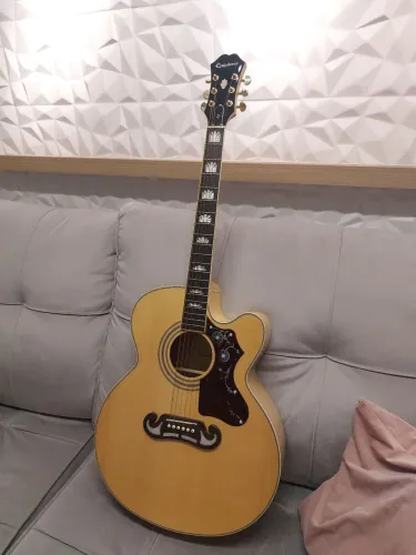 VIOLÃO EPIPHONE EJ-200 (Com semi-case)