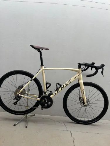 bicleta GRAVEL SENSE 