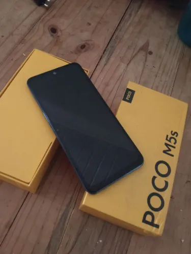 Poco M5s 256GB / 8GB RAM - Excelente estado, Completo