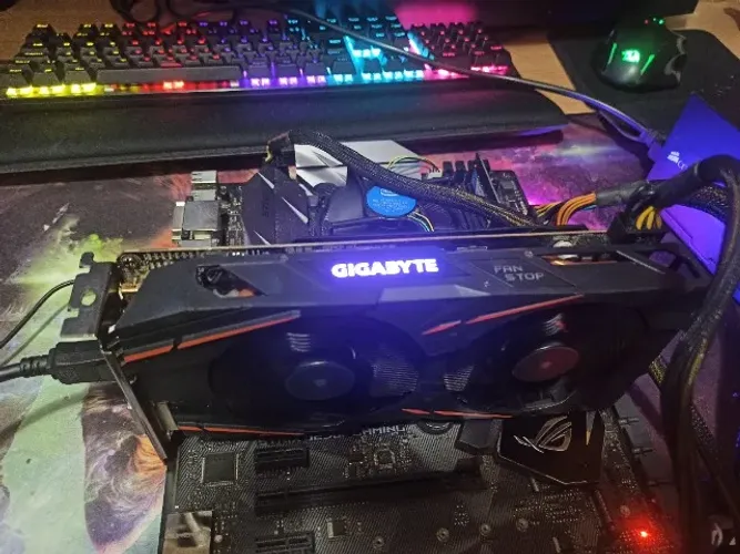 Placa De Vídeo Rx 470 4gb Gigabyte G1 Gaming Revisada E Fria Ideal Para Cs2 Valorant Gta V