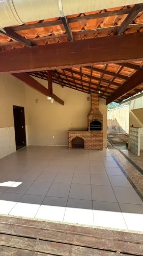 CASA A VENDA EM CONDOMÍNIO EM PRAIA SECA/ARARUAMA-RJ.
