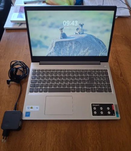 Notebook Lenovo IdeaPad 3i Intel Celeron 4GB SSD 128GB - Bateria Nova!<br>