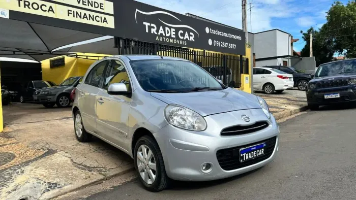 Nissan March SV 1.6 16V Flex Fuel 2014